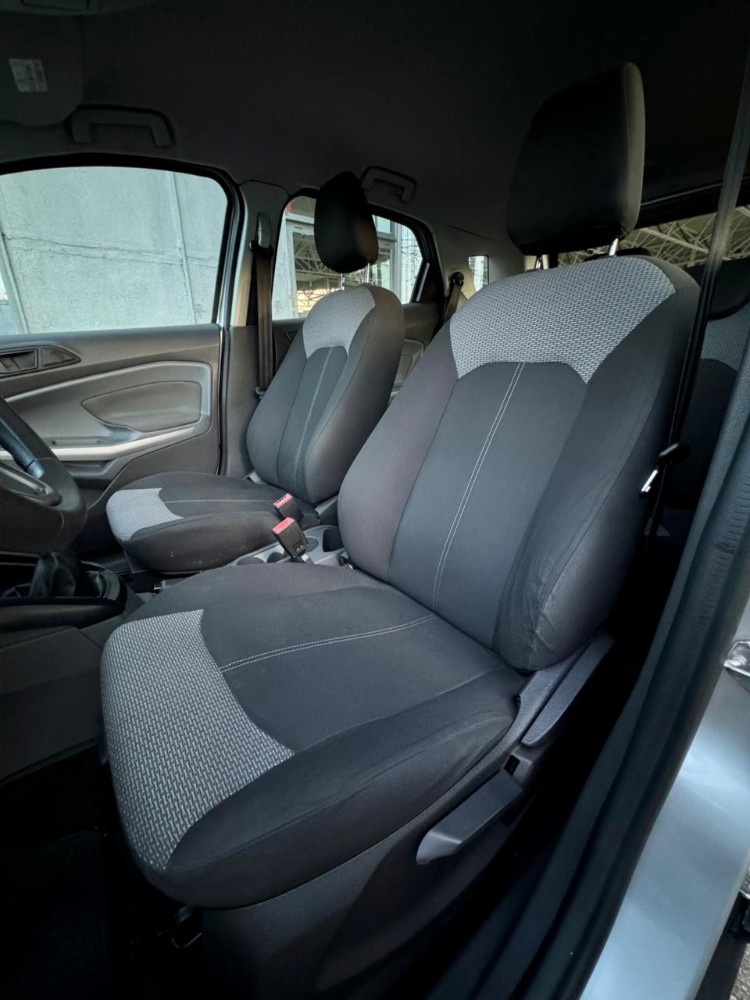 Ford EcoSport SE — foto 15
